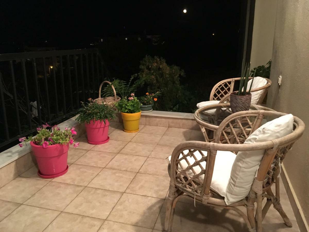 Small Apartment, Great View! ヴェリア エクステリア 写真
